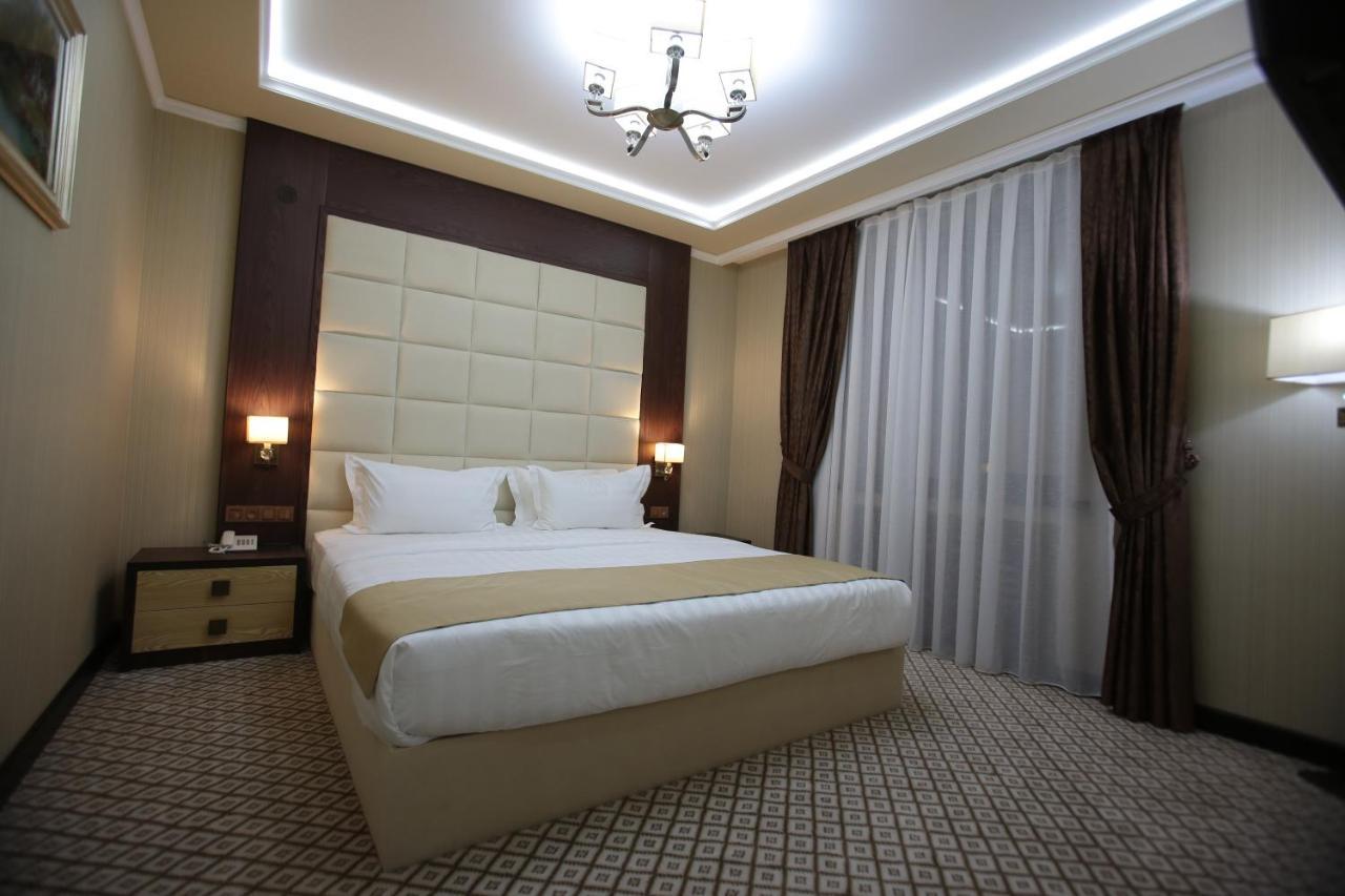 Royal Grand Hotel, Turkistan 外观 照片