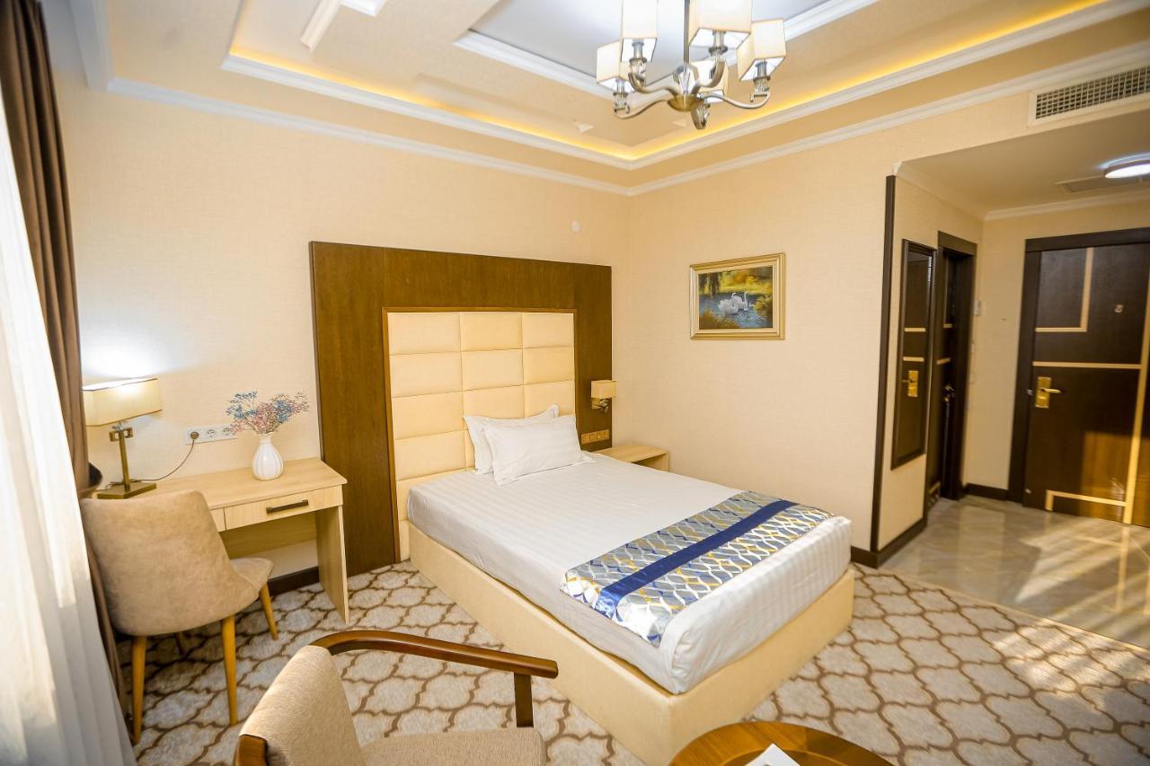 Royal Grand Hotel, Turkistan 外观 照片